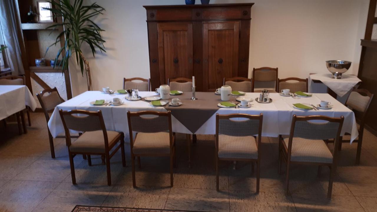 Gasthaus Deutsches Haus Garni ヴンストルフ エクステリア 写真